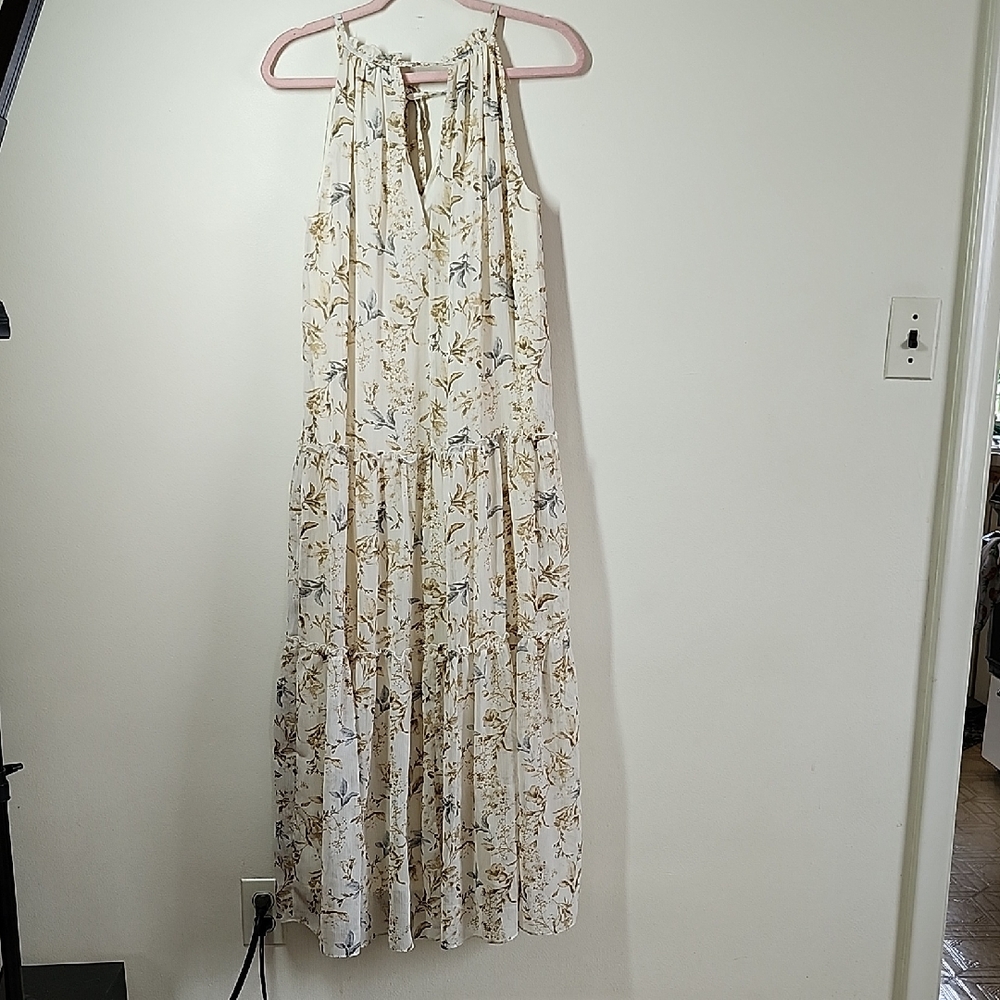 Drew Floral Cream Maxi Dress Floral Pattern Tired Ruffle Skirt Flirty Small